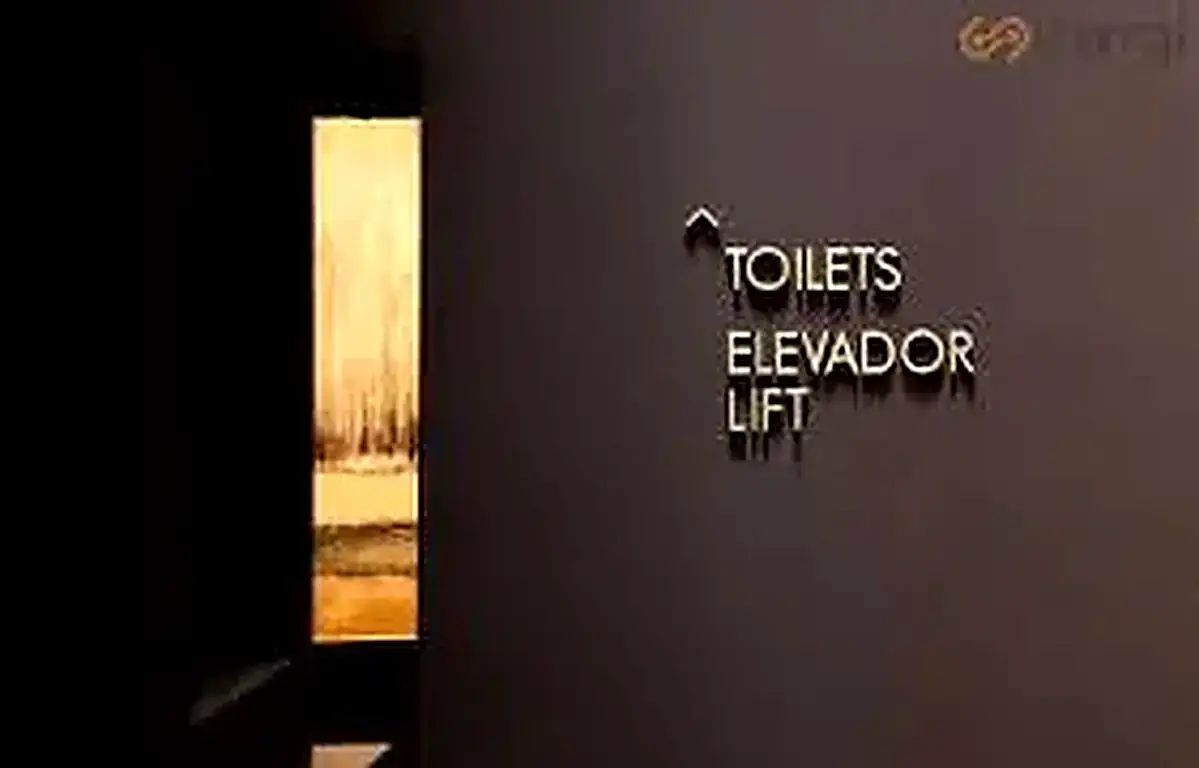 Signage dan identitas ruang
